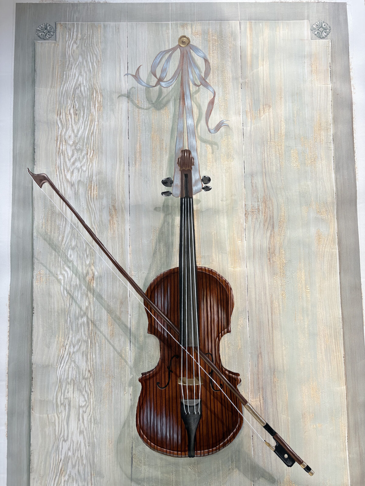 Violon en trompe-l'œil